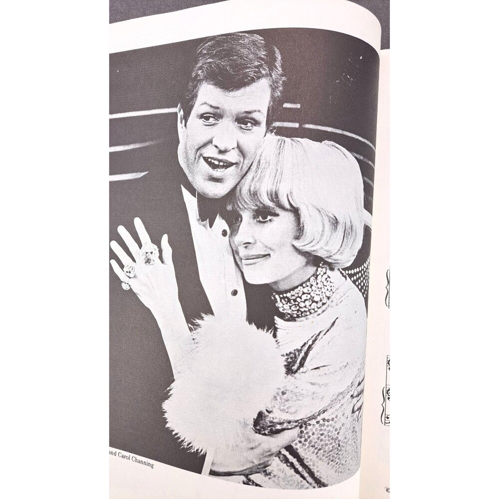 Vintage Vocal Selection From Lorelei Musical Song Book Music 1974 Carol Channing - Picture 6 of 6